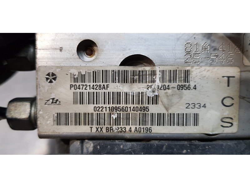 Recambio de abs para chrysler voyager (rg) 2.8 crd se grand voyager (d) referencia OEM IAM 04686704AD  