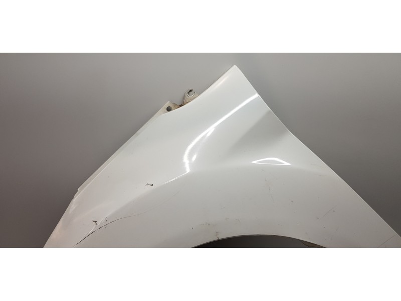 Recambio de aleta delantera izquierda para ford fiesta (ccn) ambiente referencia OEM IAM 1777181 C1BBA16016AA  Recambio de aleta delantera izquierda para ford fiesta (ccn) ambiente referencia OEM IAM 1777181 C1BBA16016AA