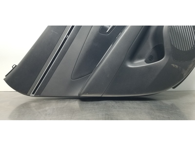 Recambio de guarnecido tapizado puerta trasera izquierda para hyundai tucson tecno sky referencia OEM IAM 83305N7001NNB  