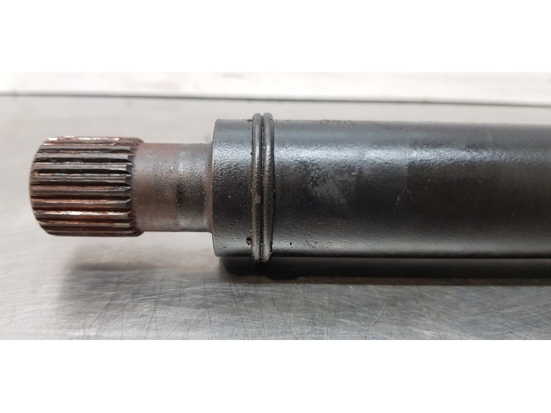 Recambio de transmision central delantera para bmw x5 (e70) xdrive35d referencia OEM IAM 7556019  