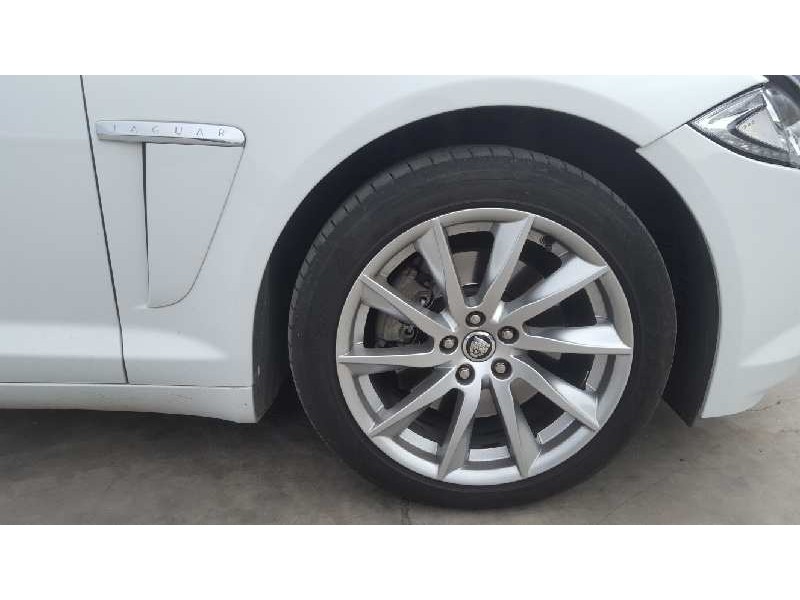 jaguar xf del año 2011