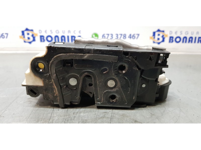 Recambio de cerradura puerta delantera derecha para skoda rapid elegance referencia OEM IAM 5E1837016A   Recambio de cerradura puerta delantera derecha para skoda rapid elegance referencia OEM IAM 5E1837016A