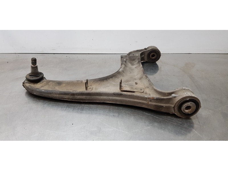Recambio de brazo suspension superior trasero derecho para maserati quattroporte básico referencia OEM IAM   