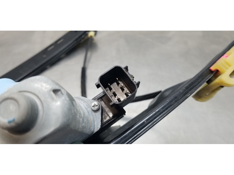 Recambio de elevalunas delantero izquierdo para land rover evoque dynamic referencia OEM IAM LR046658 BJ3223201AF BJ3223271AA