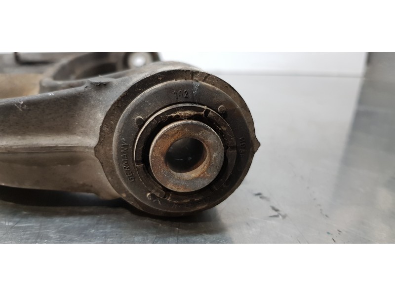 Recambio de brazo suspension superior trasero izquierdo para maserati quattroporte básico referencia OEM IAM   