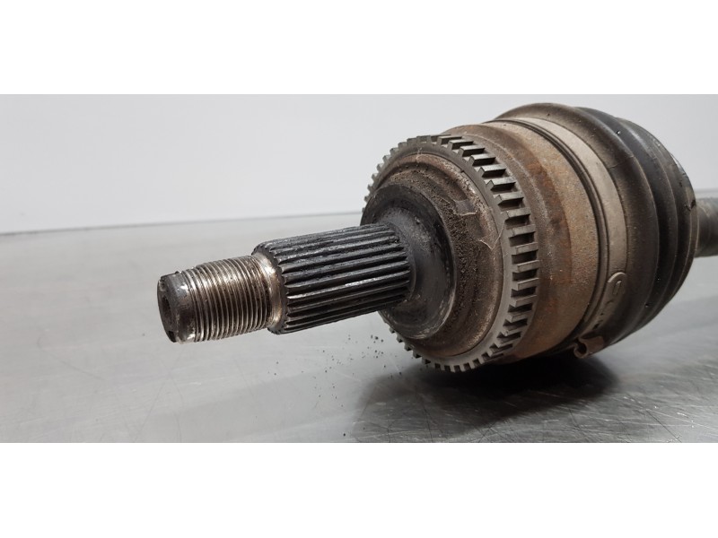 Recambio de transmision delantera izquierda para ssangyong korando limited 4x2 referencia OEM IAM 4130034400 4130034010  Recambio de transmision delantera izquierda para ssangyong korando limited 4x2 referencia OEM IAM 4130034400 4130034010