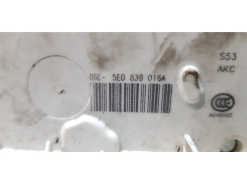 Recambio de cerradura puerta trasera derecha para skoda rapid elegance referencia OEM IAM 5E0839016A   Recambio de cerradura puerta trasera derecha para skoda rapid elegance referencia OEM IAM 5E0839016A