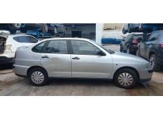 seat cordoba berlina (6k2) del año 2000 2