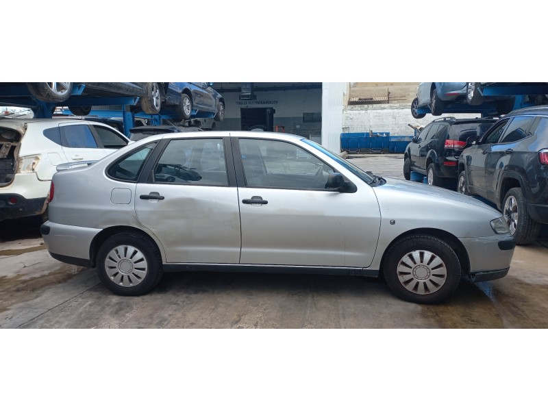 seat cordoba berlina (6k2) del año 2000 seat cordoba berlina (6k2) del año 2000