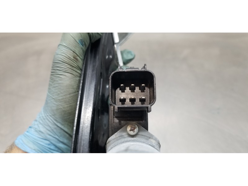 Recambio de elevalunas trasero derecho para land rover evoque dynamic referencia OEM IAM LR046660 BJ3227000AD BJ3223270AA