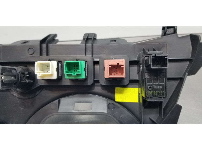 Recambio de mando multifuncion para peugeot partner kasten confort l1 referencia OEM IAM 6490HQ 6490E2 9680931977 Recambio de mando multifuncion para peugeot partner kasten confort l1 referencia OEM IAM 6490HQ 6490E2 9680931977