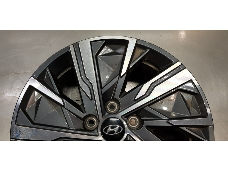 Recambio de llanta para hyundai tucson tecno sky referencia OEM IAM 52910N7160  