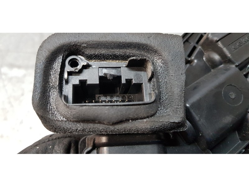 Recambio de cerradura puerta trasera izquierda para skoda rapid elegance referencia OEM IAM 5E0839015A   Recambio de cerradura puerta trasera izquierda para skoda rapid elegance referencia OEM IAM 5E0839015A