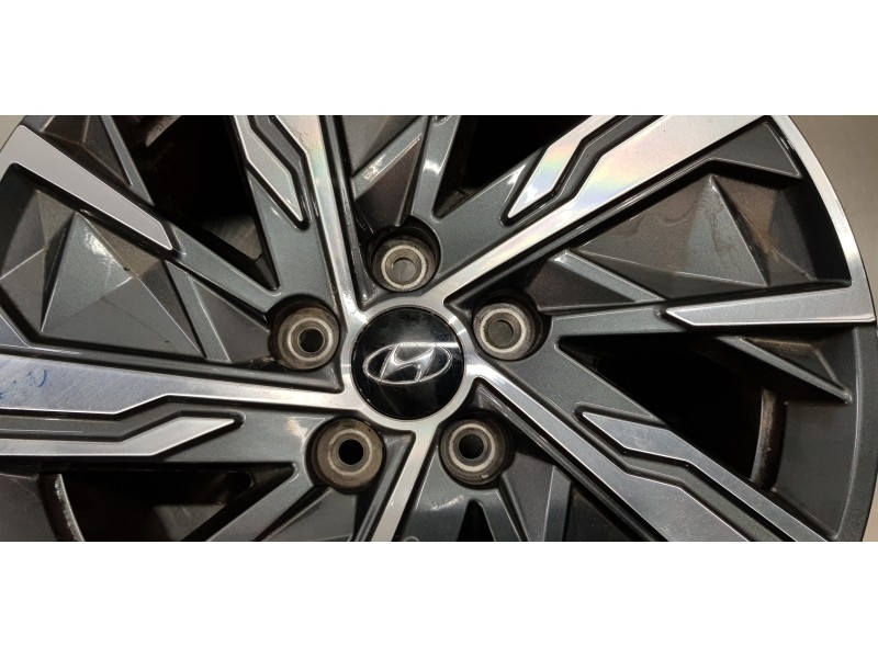 Recambio de llanta para hyundai tucson tecno sky referencia OEM IAM 52910N7160  