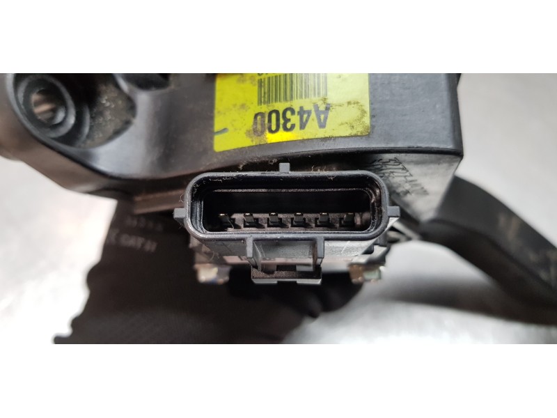 Recambio de pedal acelerador para kia carens ( ) basic referencia OEM IAM 32700A4300  