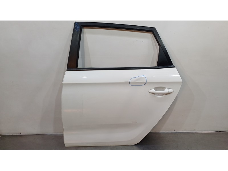 Recambio de puerta trasera izquierda para kia carens ( ) basic referencia OEM IAM 77003A4000   Recambio de puerta trasera izquierda para kia carens ( ) basic referencia OEM IAM 77003A4000