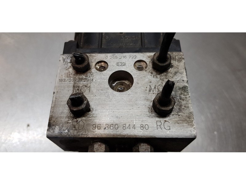 Recambio de abs para peugeot 306 break boulebard referencia OEM IAM 9636084480   Recambio de abs para peugeot 306 break boulebard referencia OEM IAM 9636084480