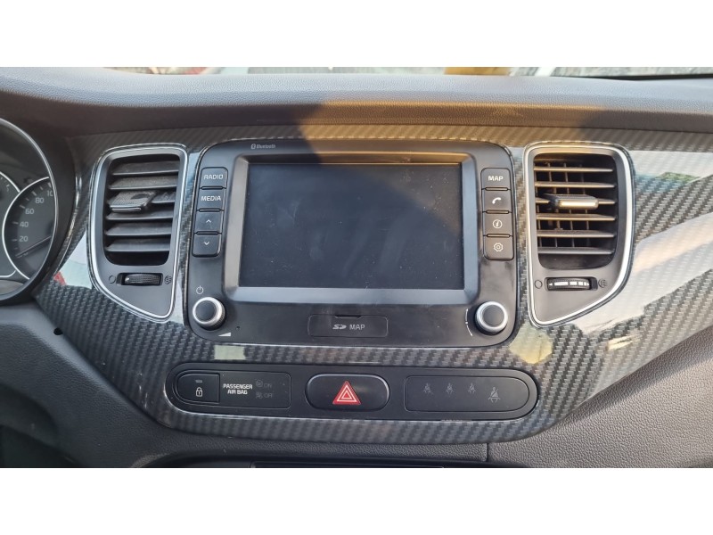 kia carens ( ) del año 2018