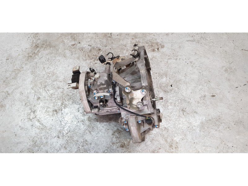 Recambio de caja cambios para ford ka (ccu) 1.3 tdci cat referencia OEM IAM 2110685 2110685 RMDS517002DA