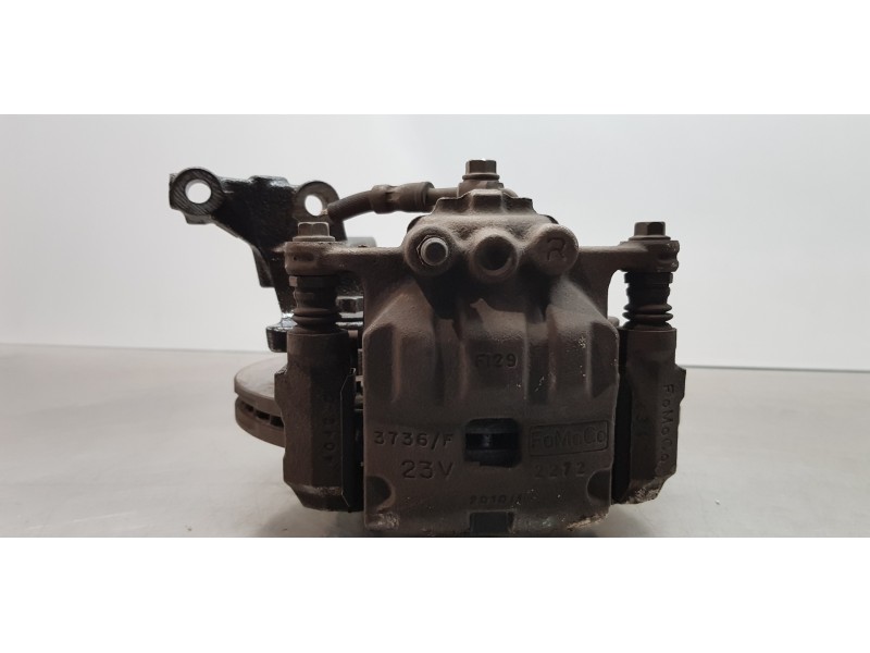 Recambio de mangueta delantera derecha para ford fiesta (ccn) ambiente referencia OEM IAM 1822686 AY1C3K170B1A 