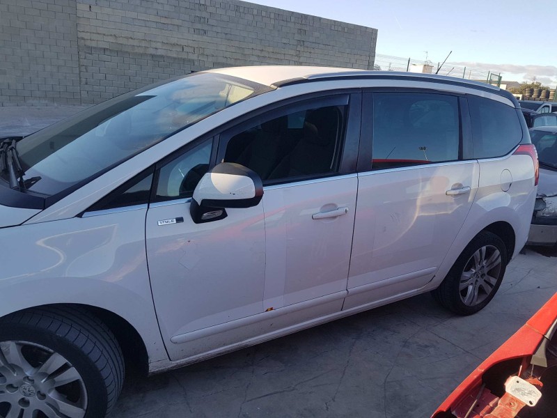 peugeot 5008 del año 2014