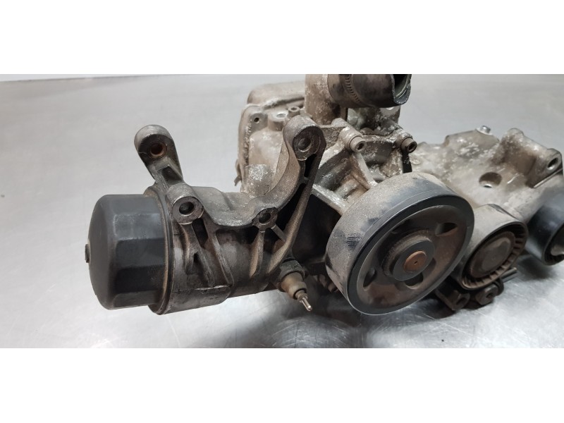 Recambio de soporte filtro aceite para ssangyong korando limited 4x2 referencia OEM IAM 6711801010 A6711800265  Recambio de soporte filtro aceite para ssangyong korando limited 4x2 referencia OEM IAM 6711801010 A6711800265