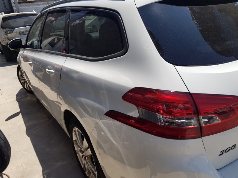 peugeot 308 sw del año 2015