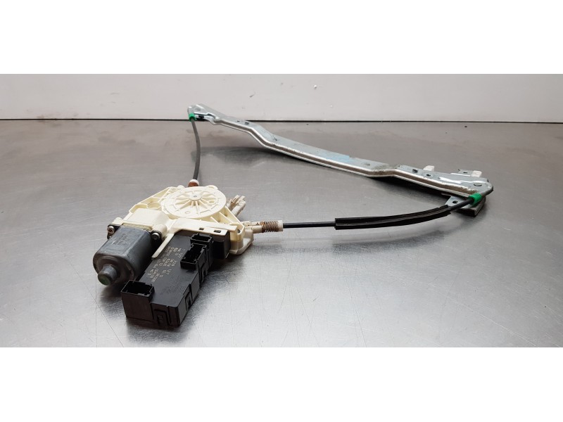 Recambio de elevalunas delantero derecho para peugeot 407 sw st sport referencia OEM IAM 9222Q4  