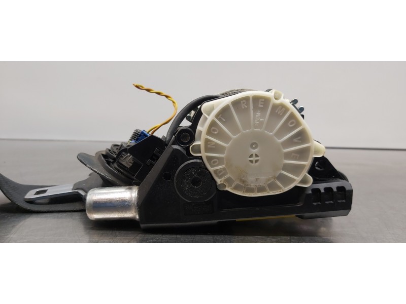 Recambio de cinturon seguridad delantero derecho para citroen c5 berlina exclusive referencia OEM IAM 8975R5 96560562XX 