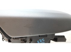 Recambio de apoyabrazos central para ford kuga (cbs) trend referencia OEM IAM GV41S045C74   2