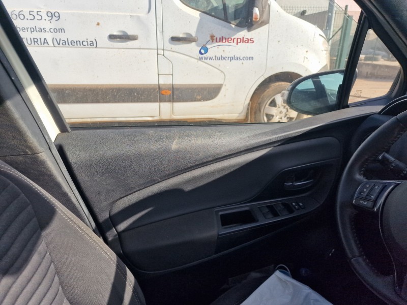 toyota yaris del año 2017