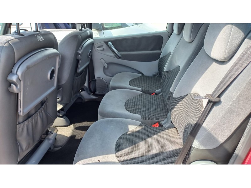 citroen xsara picasso del año 2004