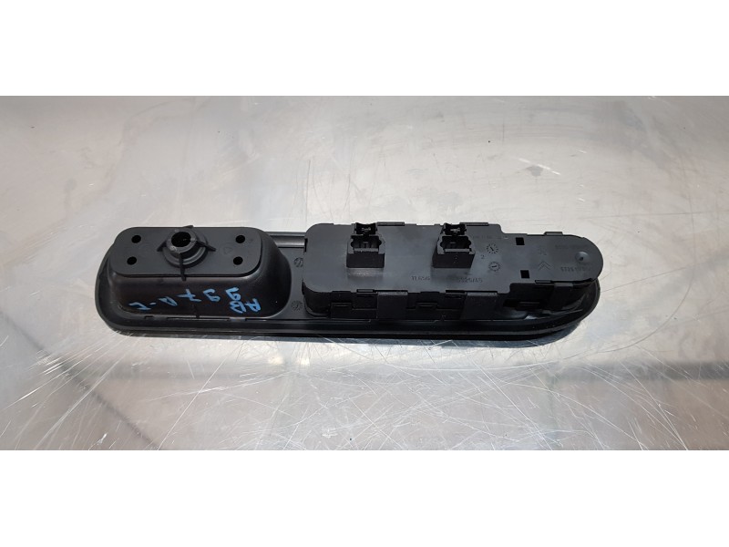 Recambio de mando elevalunas delantero izquierdo para peugeot 407 sw st sport referencia OEM IAM 96468704XT   Recambio de mando elevalunas delantero izquierdo para peugeot 407 sw st sport referencia OEM IAM 96468704XT