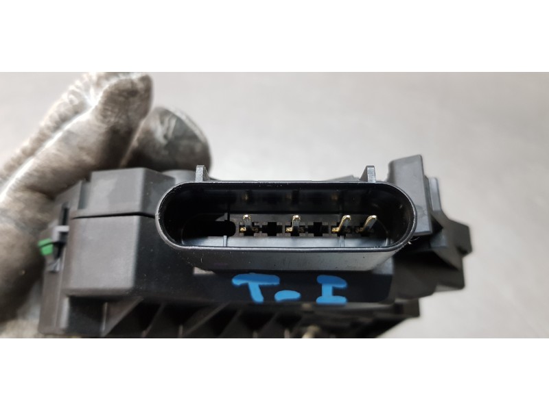 Recambio de cerradura puerta trasera izquierda para ford kuga (cbs) trend referencia OEM IAM BM5AA26413AG  