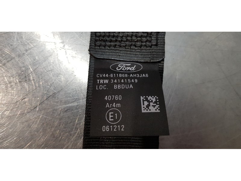 Recambio de cinturon seguridad trasero derecho para ford kuga (cbs) trend referencia OEM IAM CV44611B68AH  