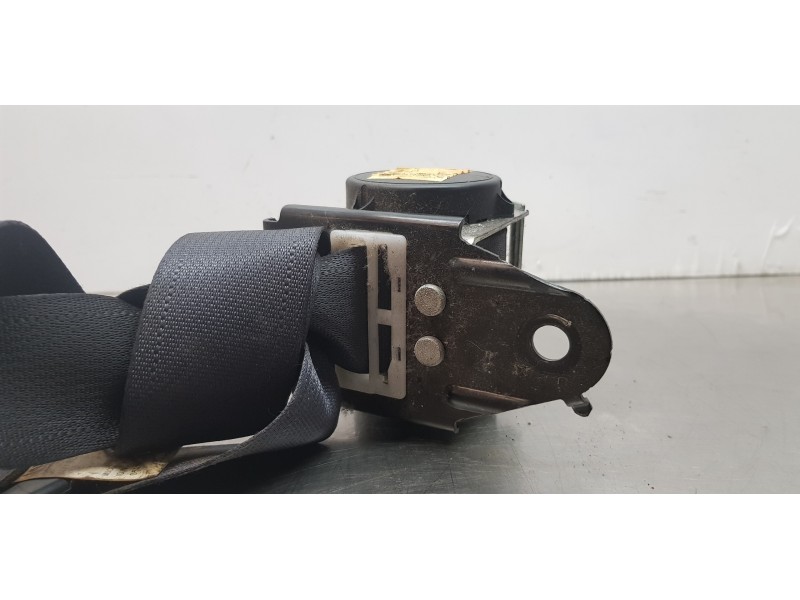 Recambio de cinturon seguridad trasero derecho para mitsubishi asx (ga0w) challenge 2wd referencia OEM IAM 7000B446XA   Recambio de cinturon seguridad trasero derecho para mitsubishi asx (ga0w) challenge 2wd referencia OEM IAM 7000B446XA