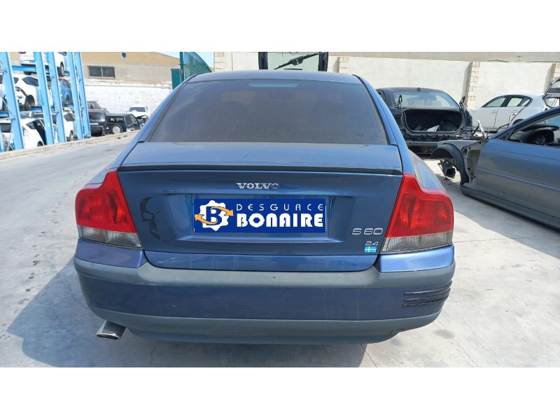 volvo s60 berlina del año 2023