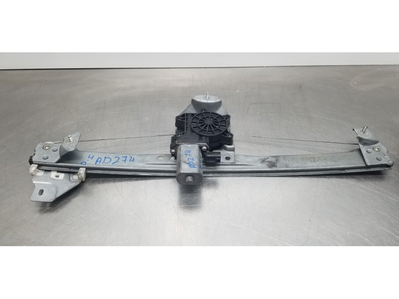 Recambio de elevalunas delantero izquierdo para dacia lodgy laureate referencia OEM IAM 807213915R 128001472  Recambio de elevalunas delantero izquierdo para dacia lodgy laureate referencia OEM IAM 807213915R 128001472