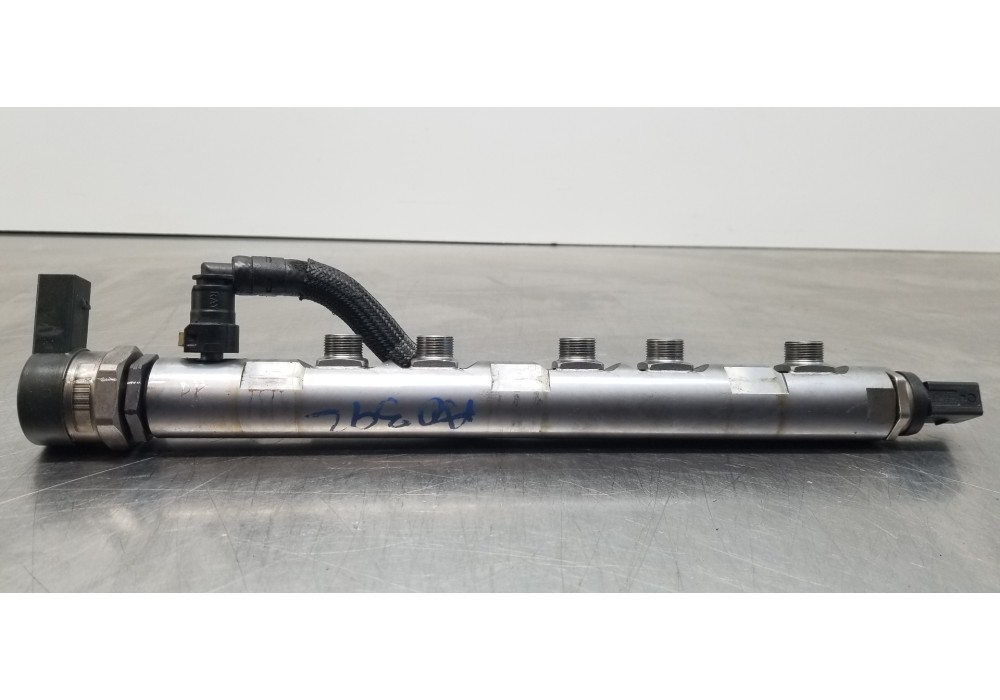 Recambio de rampa inyectora para bmw serie 1 berlina (e81/e87) 120d referencia OEM IAM 13537797882 0445214131 7797882