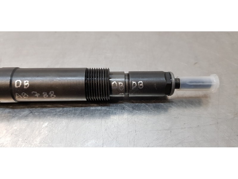 Recambio de inyector para ford mondeo berlina (ge) trend referencia OEM IAM 1131702  