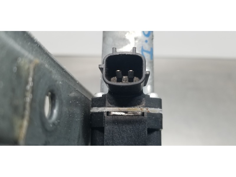 Recambio de elevalunas delantero izquierdo para dacia lodgy laureate referencia OEM IAM 807213915R 128001472  Recambio de elevalunas delantero izquierdo para dacia lodgy laureate referencia OEM IAM 807213915R 128001472