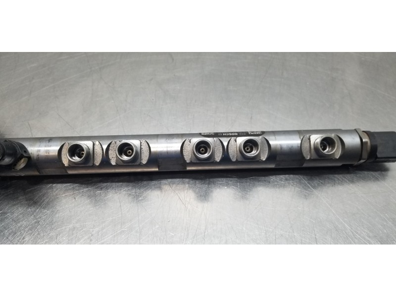 Recambio de rampa inyectora para bmw serie 1 berlina (e81/e87) 120d referencia OEM IAM 13537797882 0445214131 7797882