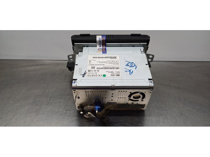 Recambio de pantalla multifuncion para hyundai tucson style 4wd referencia OEM IAM 96560D70004X  