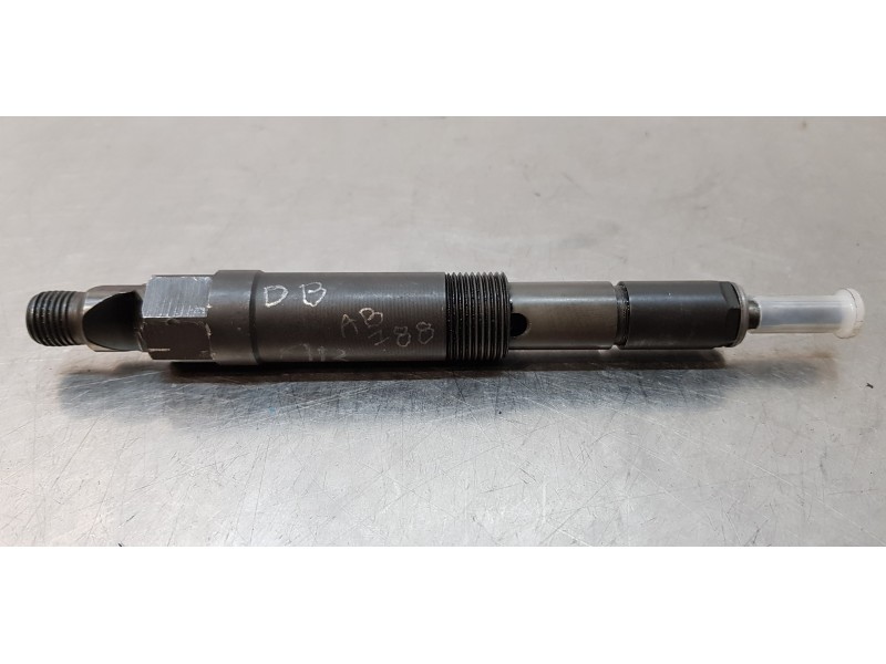 Recambio de inyector para ford mondeo berlina (ge) trend referencia OEM IAM 1131702   Recambio de inyector para ford mondeo berlina (ge) trend referencia OEM IAM 1131702