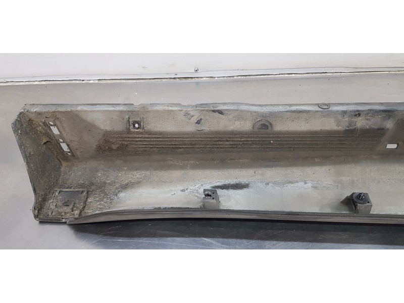 Recambio de faldon lateral para mitsubishi asx (ga0w) challenge 2wd referencia OEM IAM 6512A306XA  