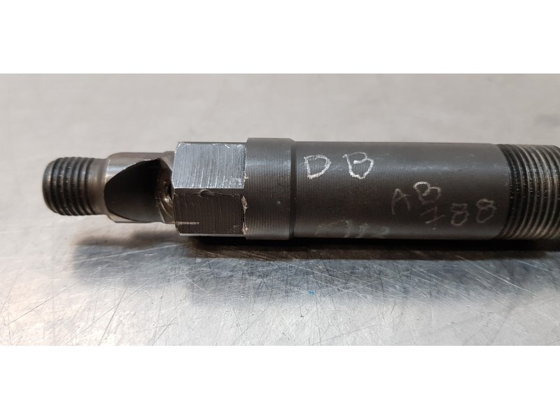 Recambio de inyector para ford mondeo berlina (ge) trend referencia OEM IAM 1131702   Recambio de inyector para ford mondeo berlina (ge) trend referencia OEM IAM 1131702