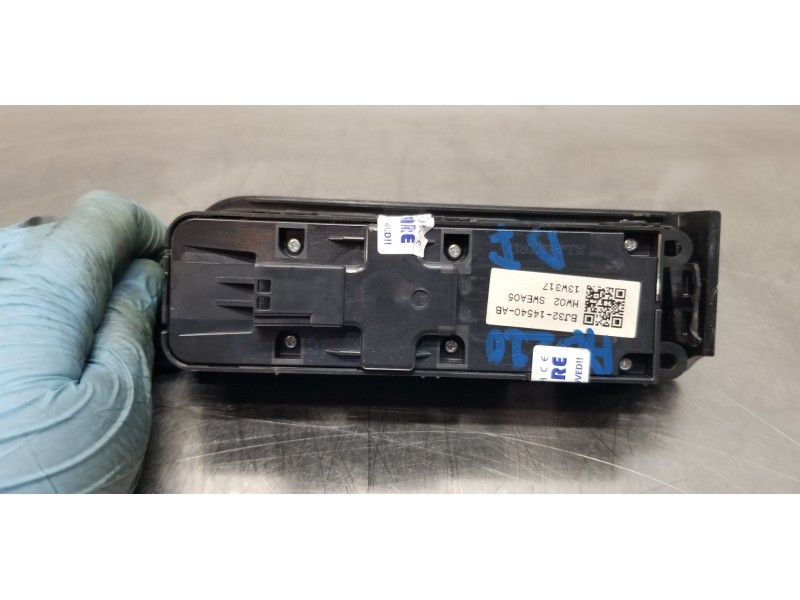 Recambio de mando elevalunas delantero izquierdo para land rover evoque dynamic referencia OEM IAM LR025908 BJ3214540AB 