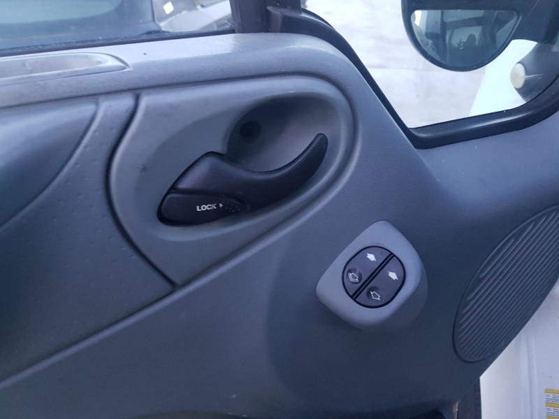 ford transit caja cerrada ´06 del año 2012