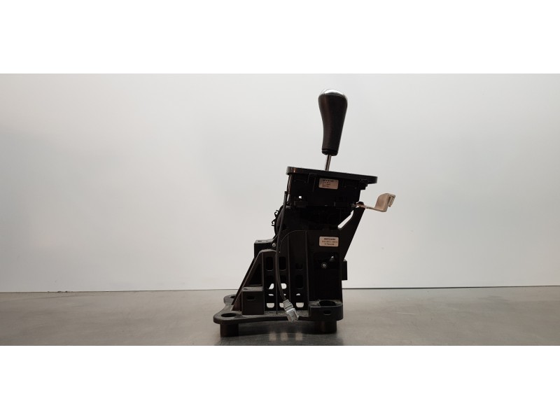 Recambio de palanca cambio para peugeot 5008 active referencia OEM IAM 2400NQ  