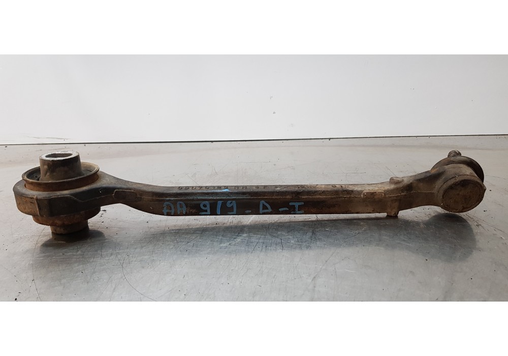Recambio de brazo suspension inferior delantero derecho para chrysler 300 c 3.0 crd referencia OEM IAM 05070122  